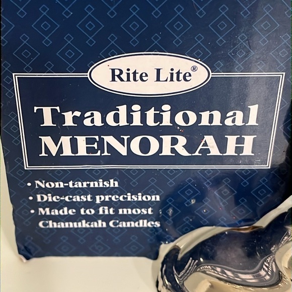 NEW Rite Lite Traditional Menorah - 8.5" - Silvertone-Finish - Picture 5 of 7